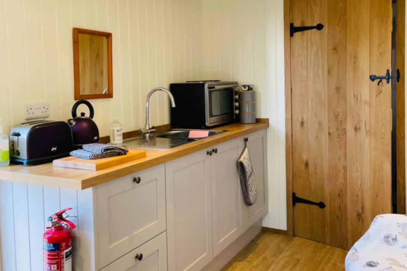 Shepherds Hut, West Ayton, سكرابورو المظهر الخارجي الصورة